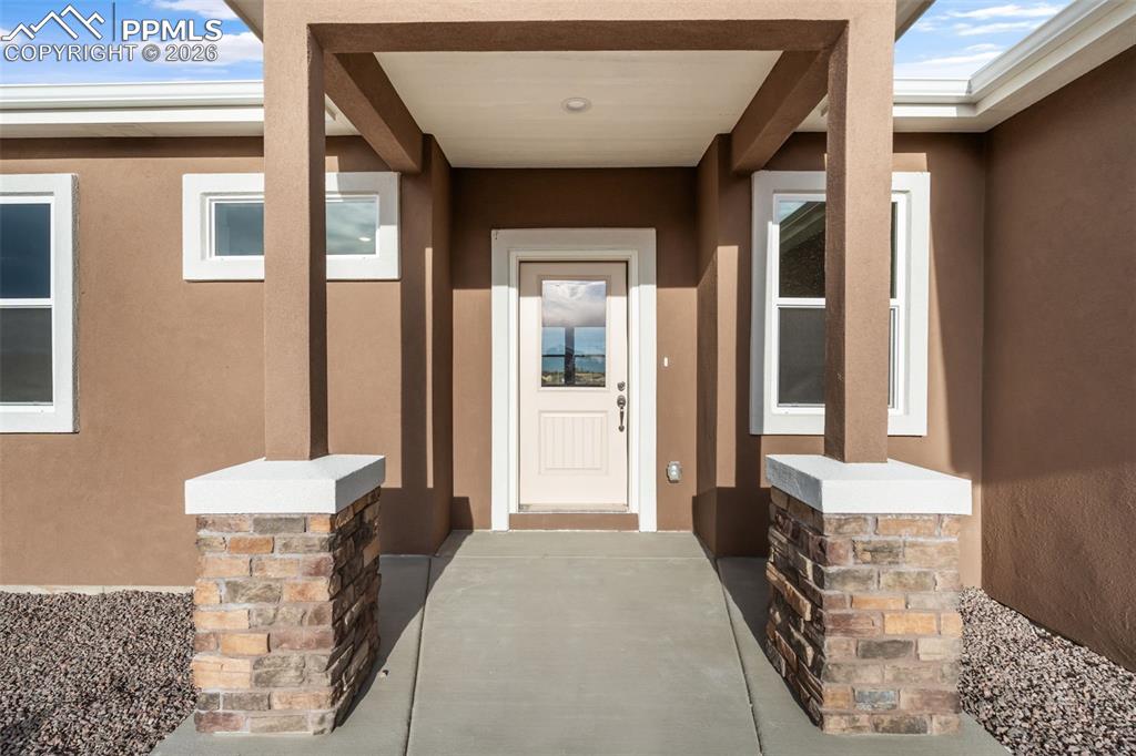 1438 N Moonbeam Drive