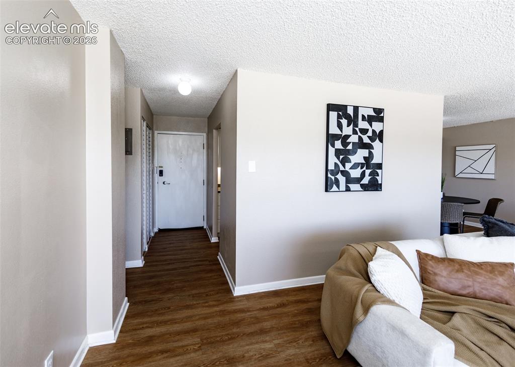 411 Lakewood Circle C502