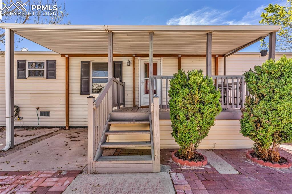 990 S Silt Drive
