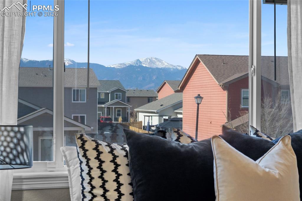 6697 Kearsarge Drive