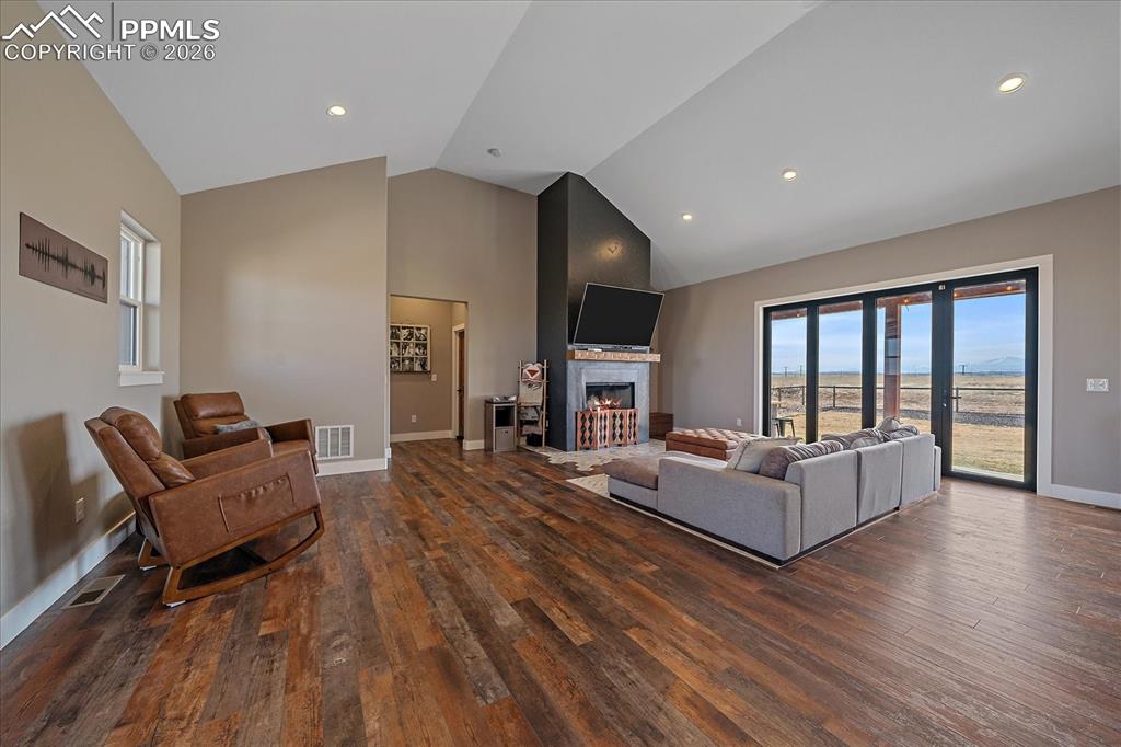 25431 Cave Spring Trail