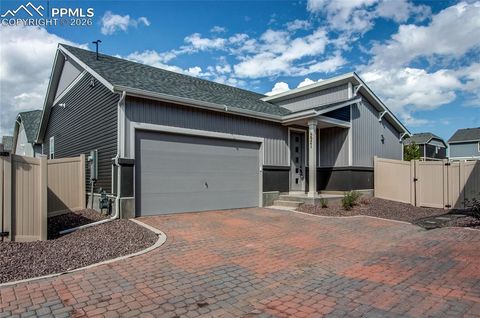 5921 Haster Grove Colorado Springs CO 80927