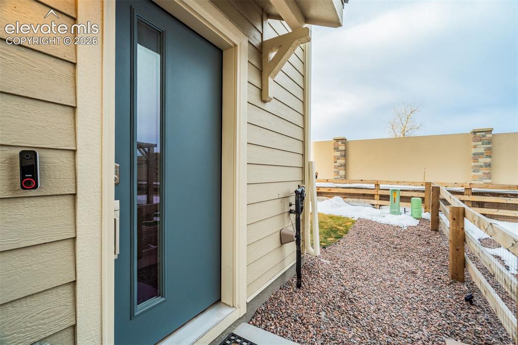 7732 Carabiner View