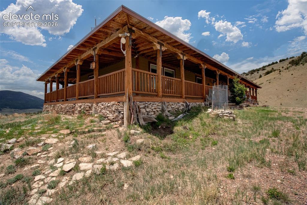 6425 Autumn Creek Drive