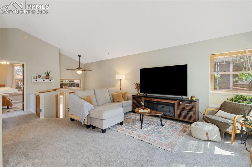 1125 Greenbrier Drive