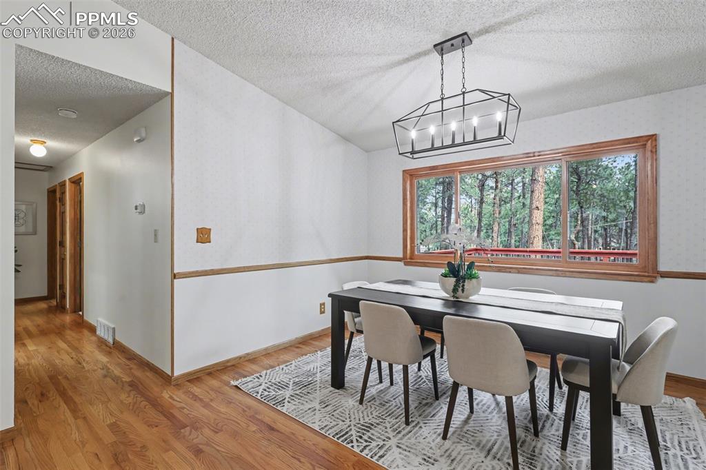 1060 Pleasant View Lane