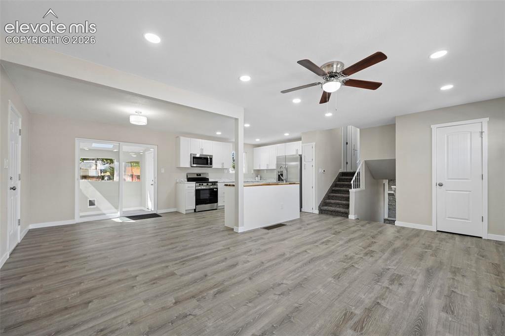 7313 Colonial Drive