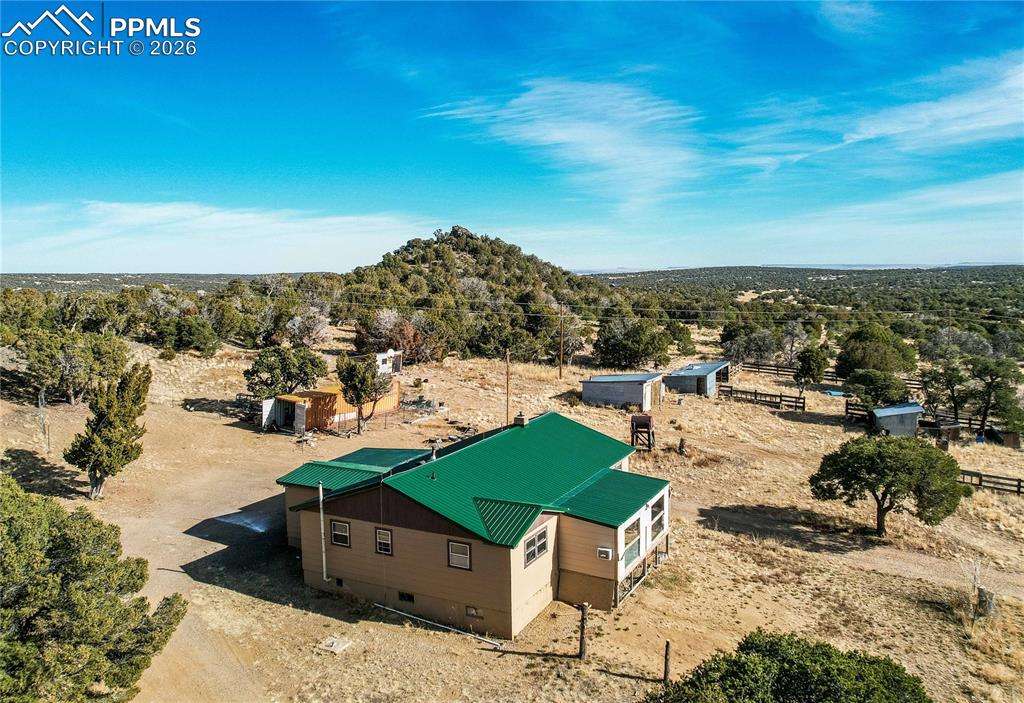 952 Twin Lakes Road