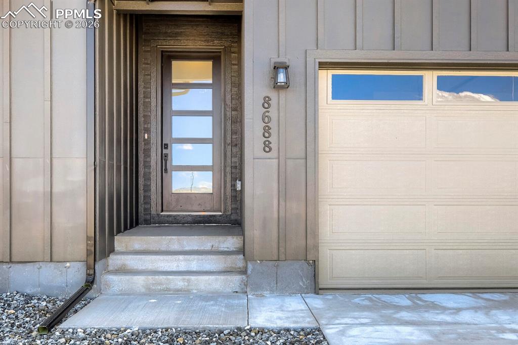 8688 Long Beach Terrace