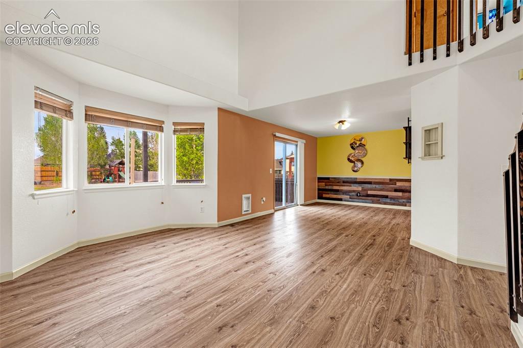 5663 Mesa Mountain Way
