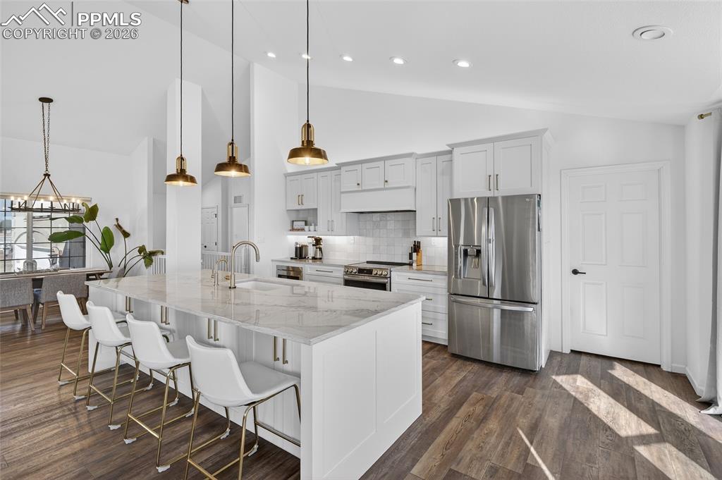 9455 Doe Creek Court