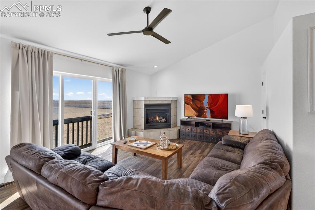 9455 Doe Creek Court