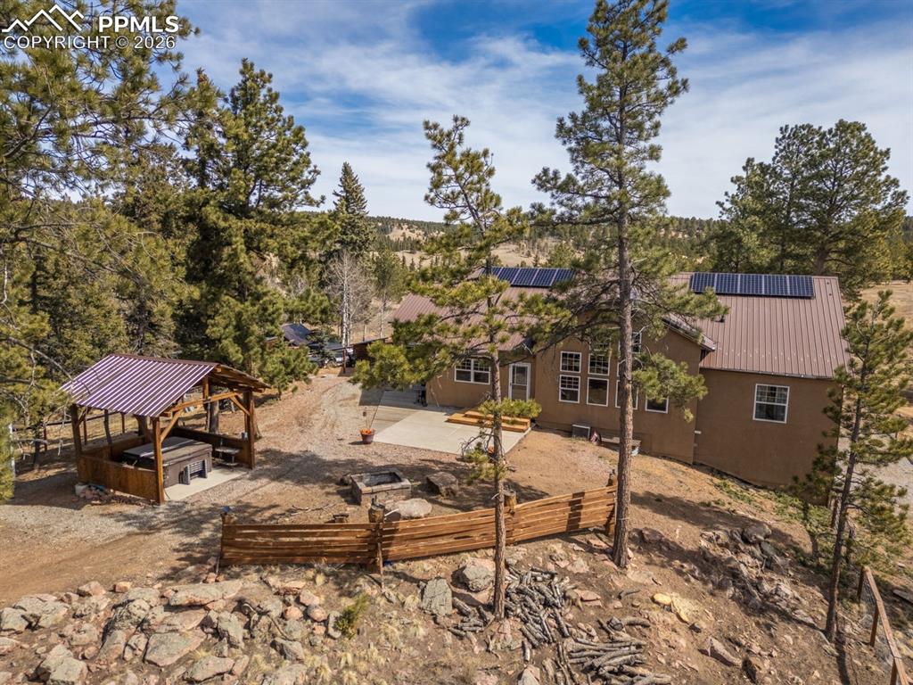 293 Daniwood Grove
