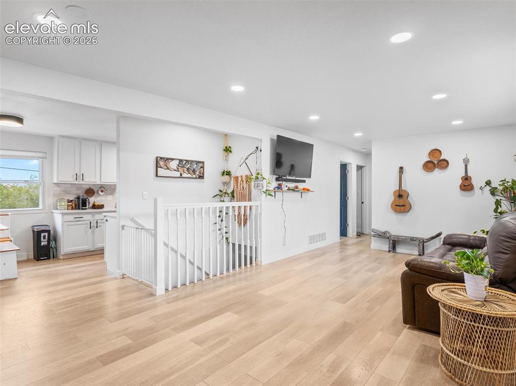 503 Loomis Avenue
