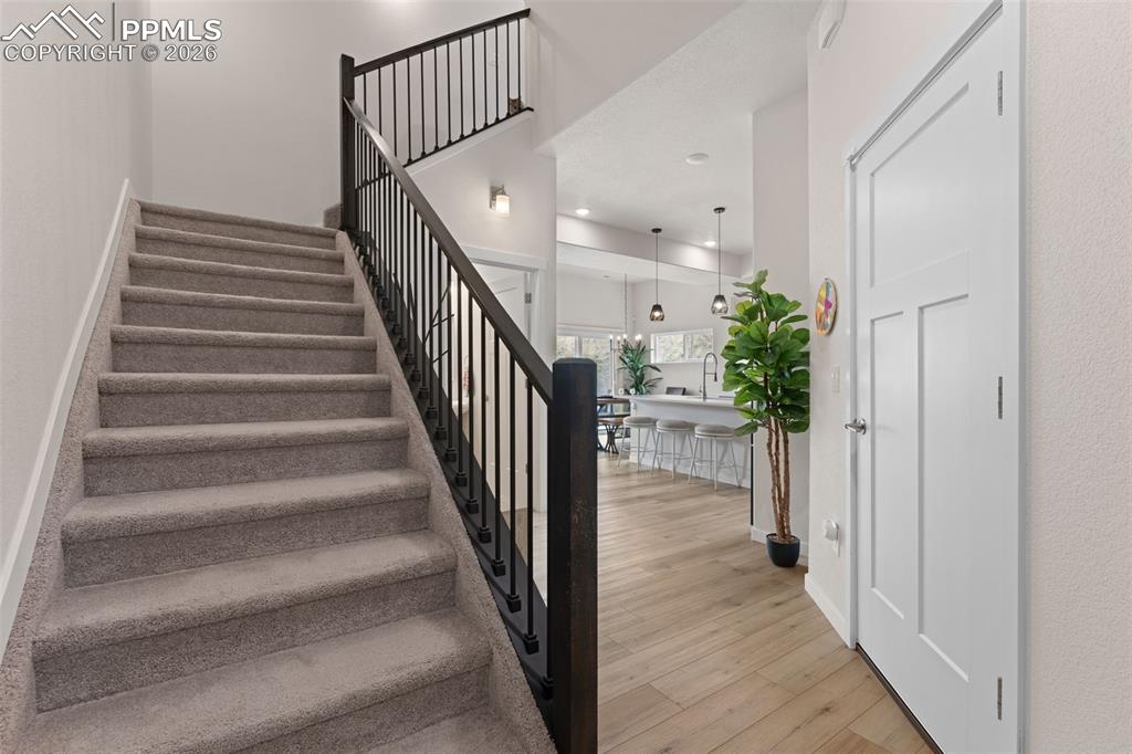 5826 Villa Lorenzo Drive