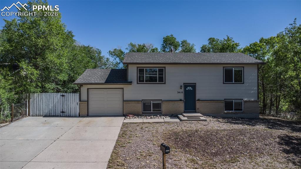 3410 El Morro Road