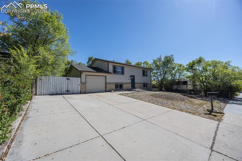 3410 El Morro Road