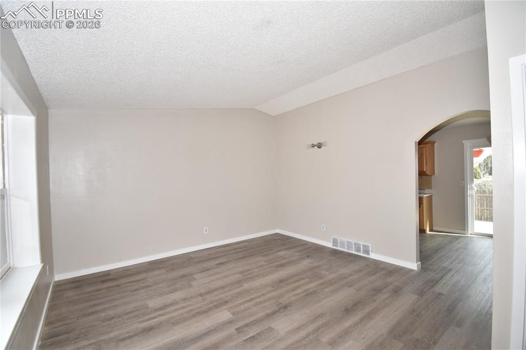 4233 Moonbeam Drive
