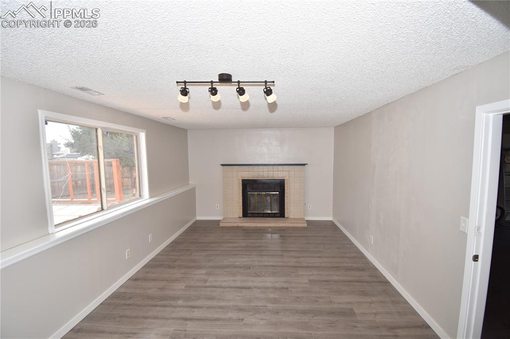 4233 Moonbeam Drive