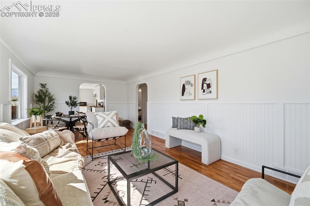 1830 McArthur Avenue