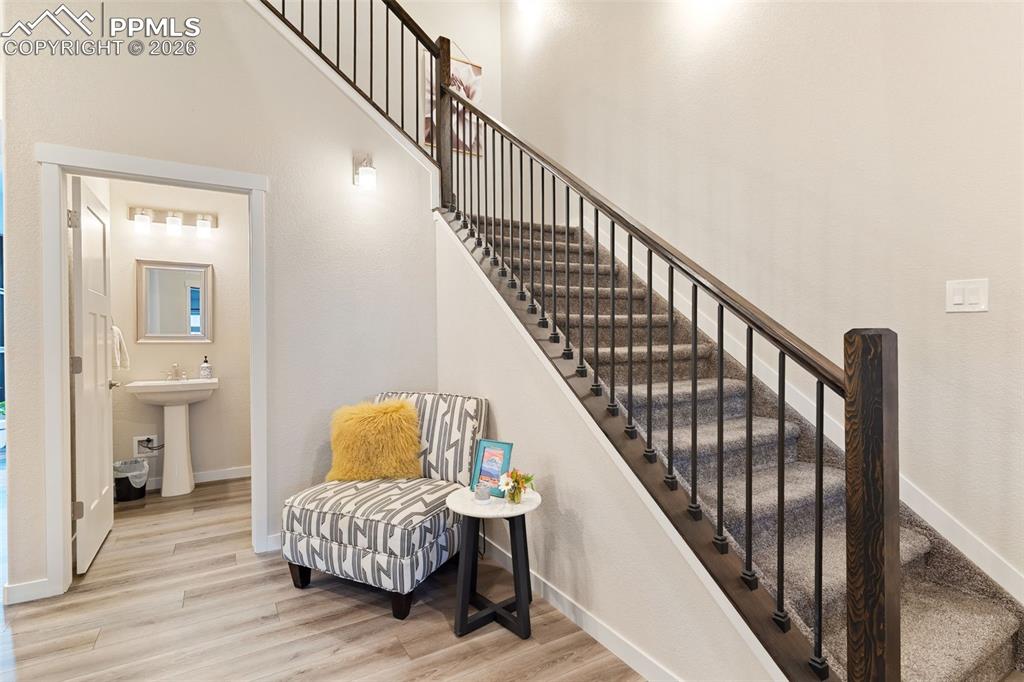 5690 Villa Lorenzo Drive