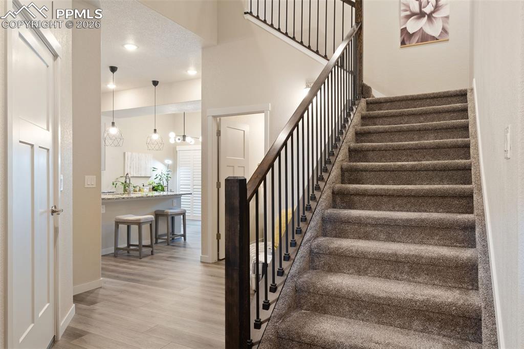 5690 Villa Lorenzo Drive