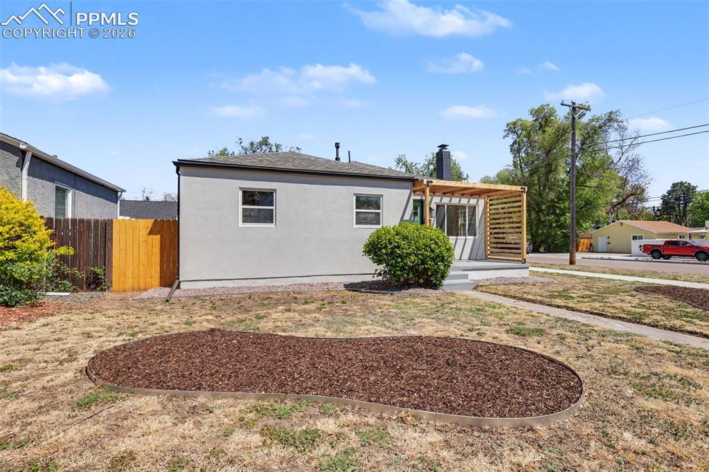 1301 N El Paso Street