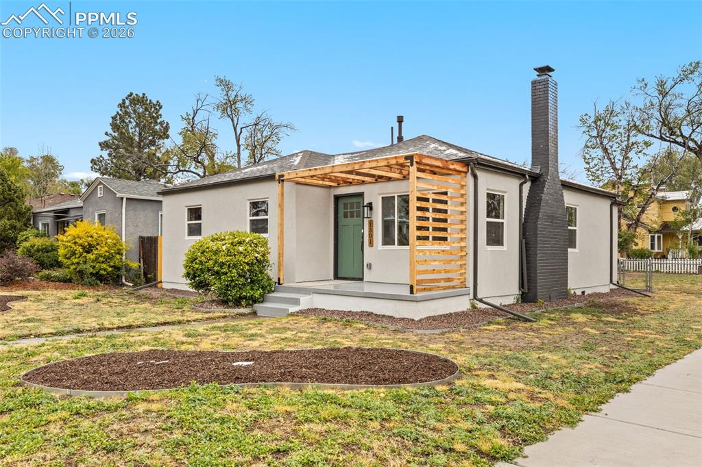 1301 N El Paso Street