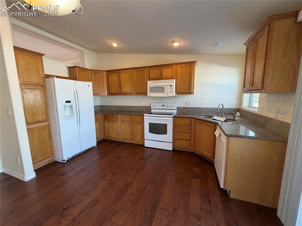 4379 Gray Fox Heights