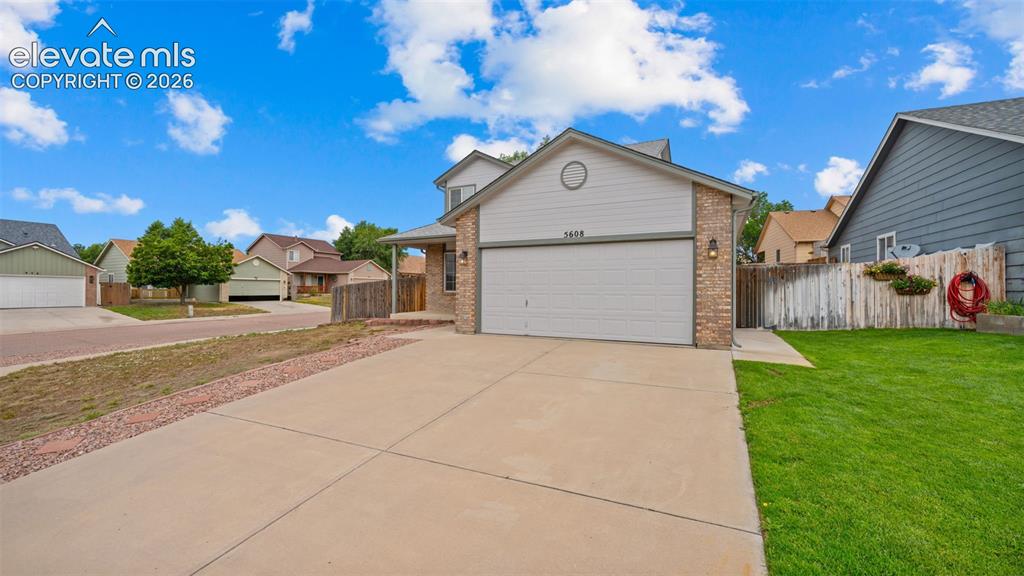 5608 Hawkesbury Drive