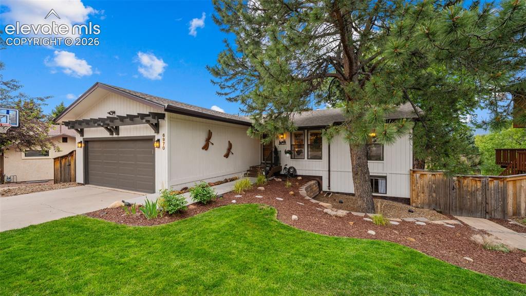 6970 Winter Hawk Circle