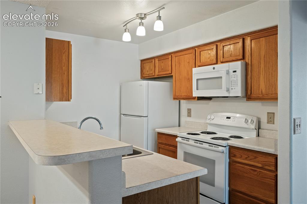 443 S 1st Street 12
