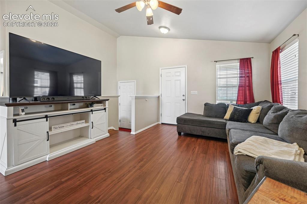 6140 Papoose Lane
