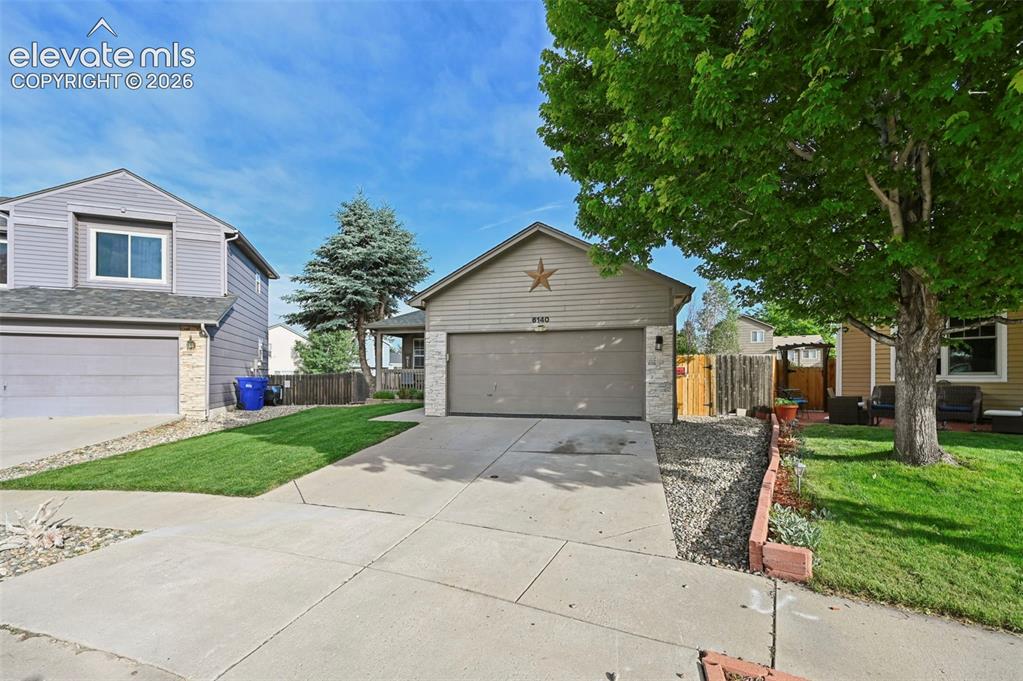 6140 Papoose Lane
