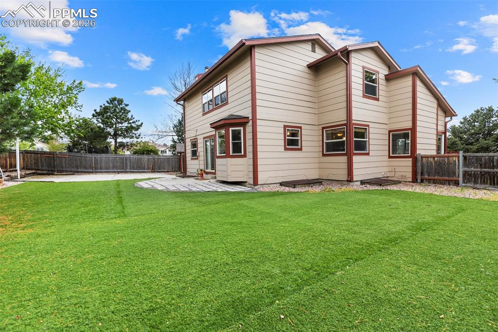 8525 Smoky Falls Court