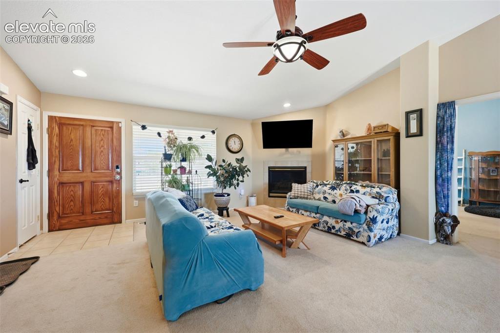 1286 N Ladonia Drive