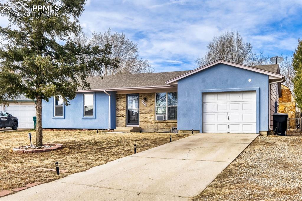 2530 W Prescott Circle