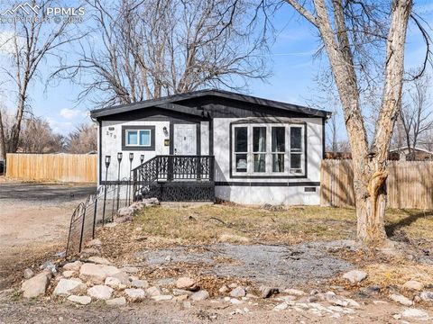 279 E Kipling Drive Pueblo West CO 81007