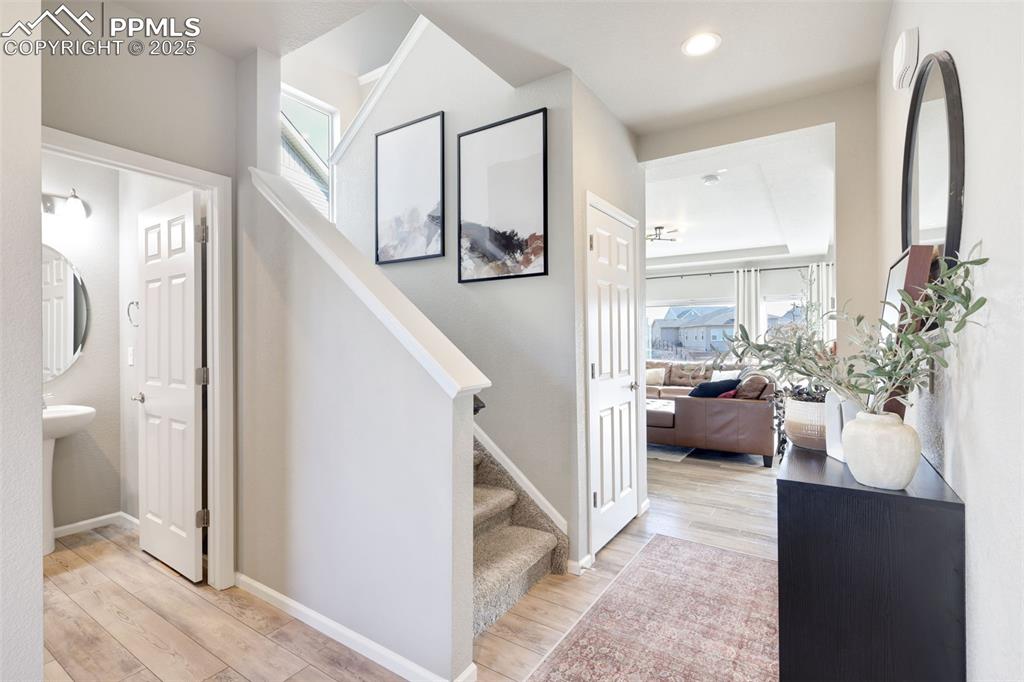 7211 Sedgerock Lane