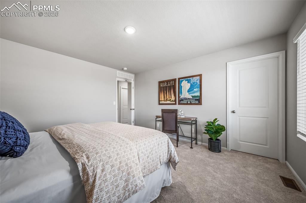 5767 Bowerman Lane
