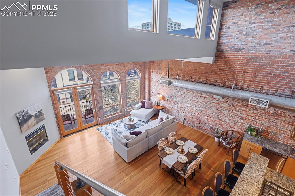 108 N Tejon Street A