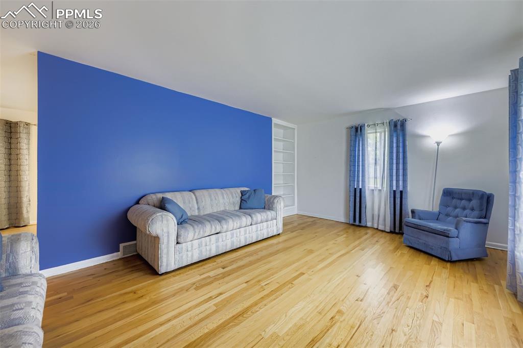 1693 S Elm Street