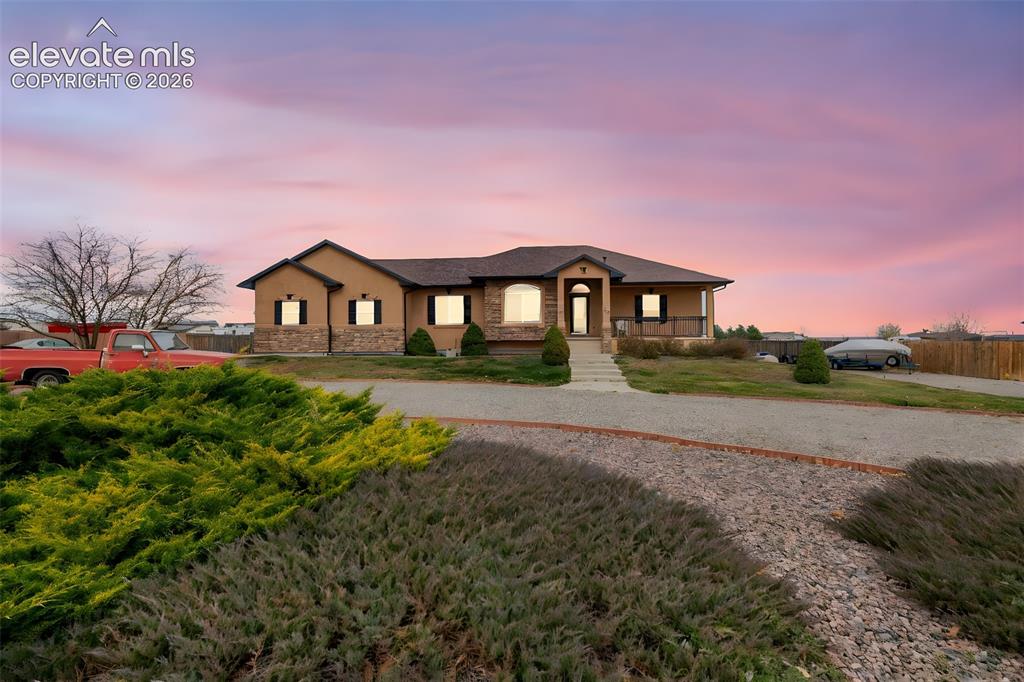 777 Woodleaf Drive