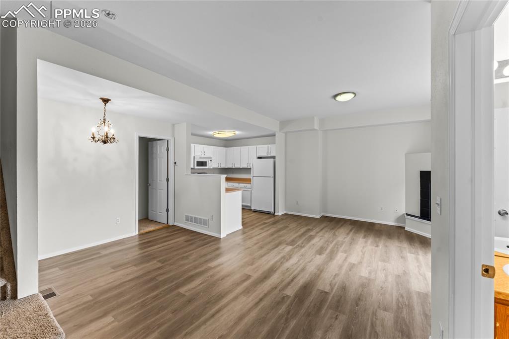 2095 Legacy Ridge View