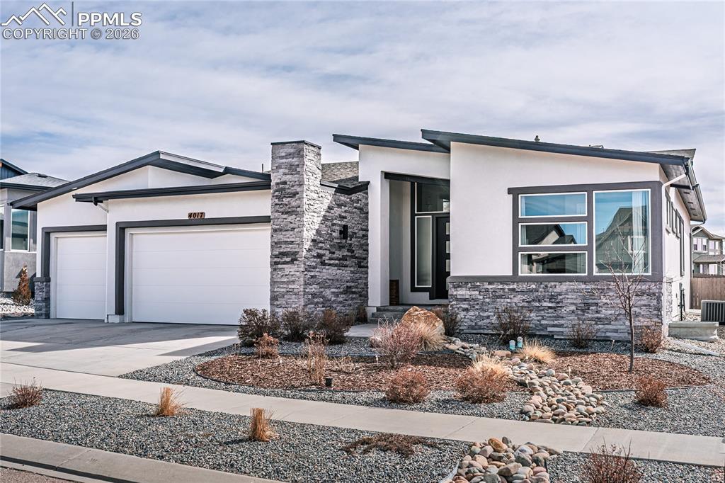 4017 Notch Trail