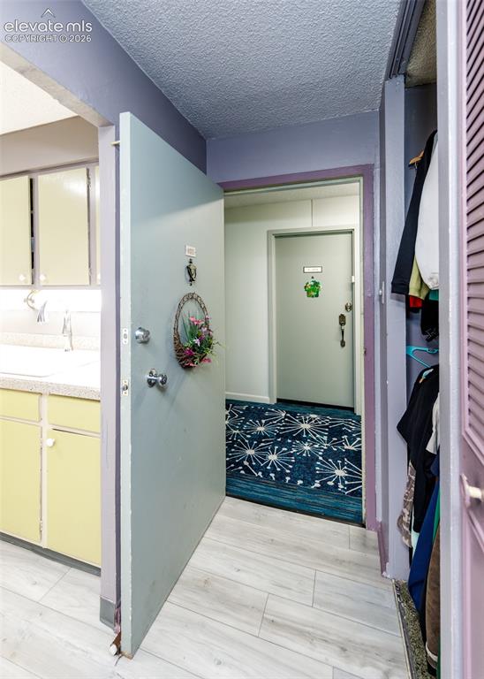 411 Lakewood Circle A1005