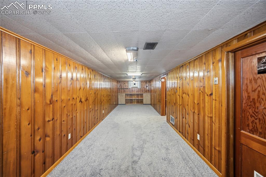 2502 Columbine Avenue