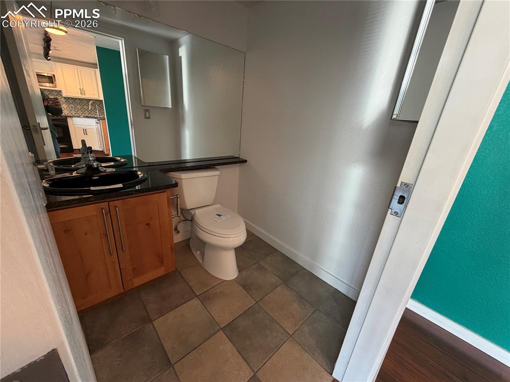 417 E Kiowa Street 206