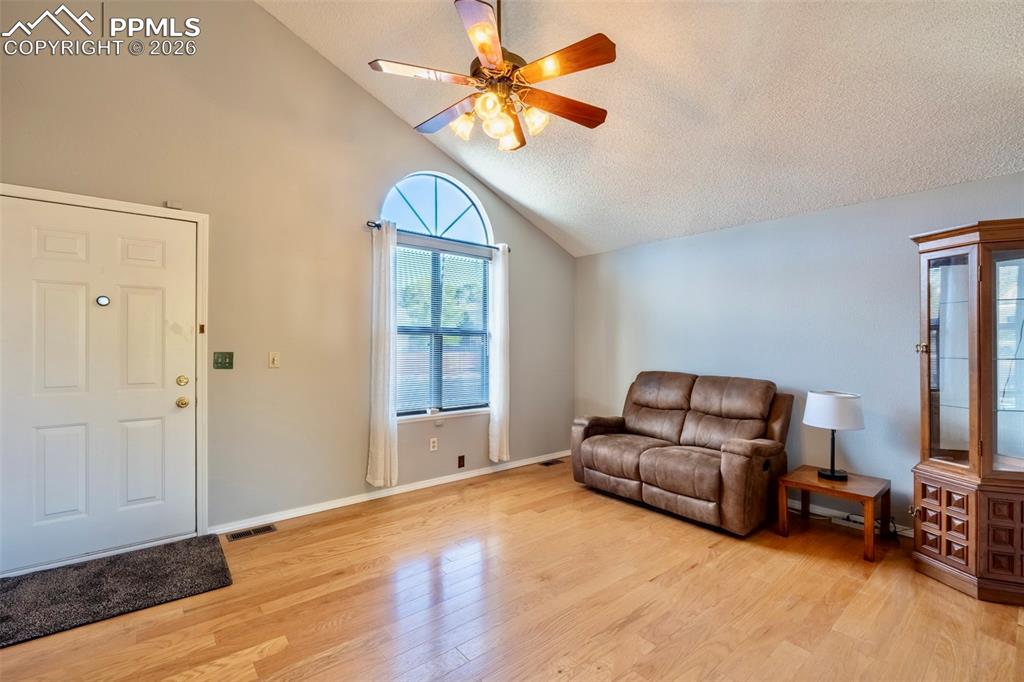 955 Crosstrail Drive