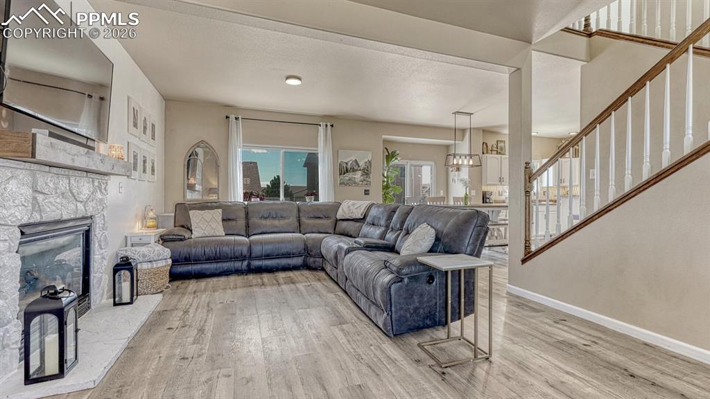 8329 Freestar Way